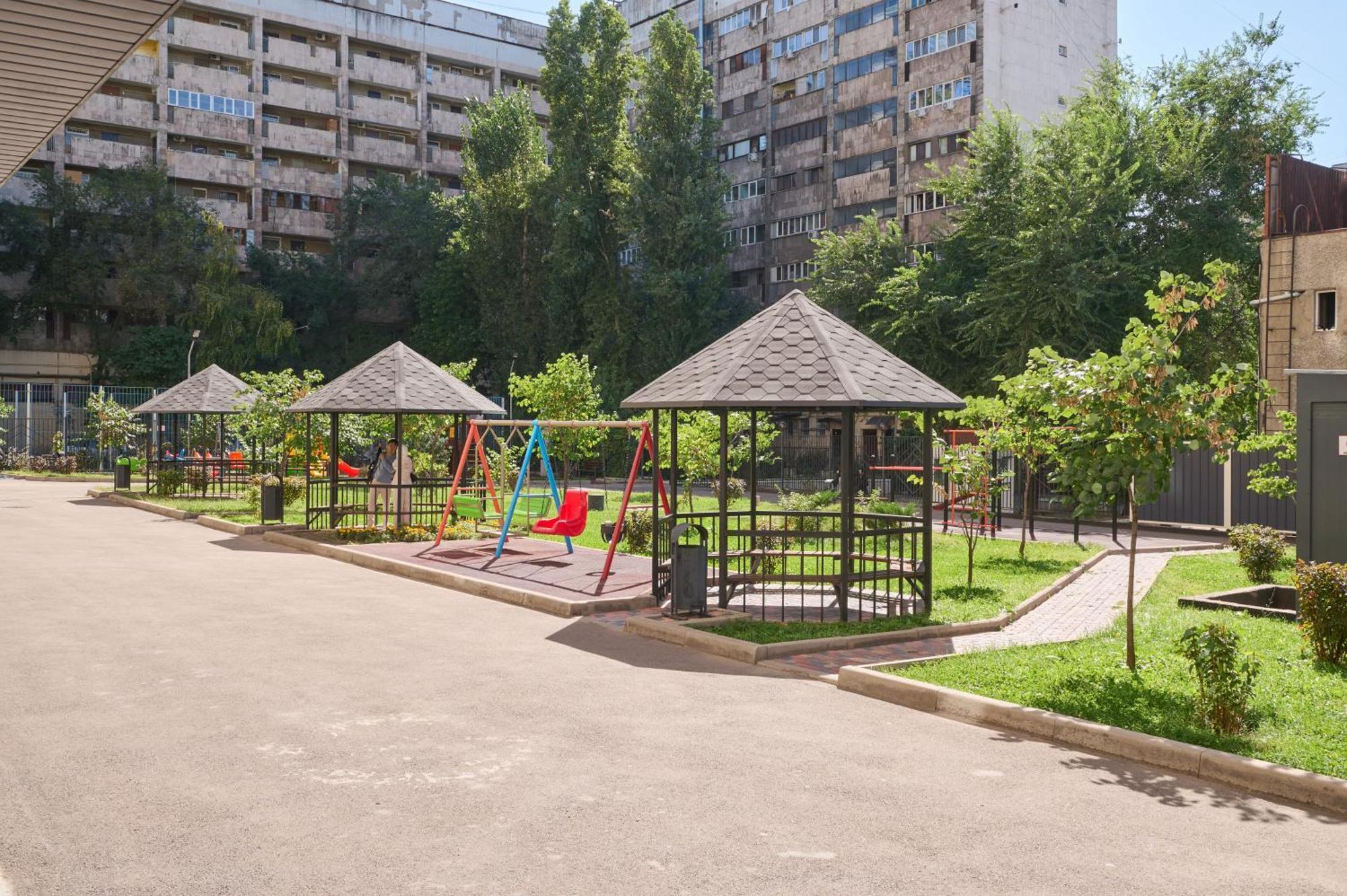 One Bedroom Next To Arbat In Apartment *