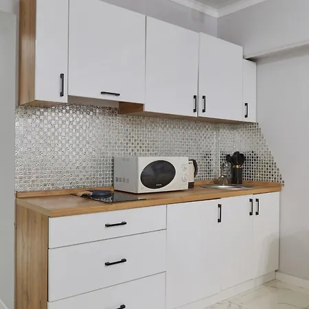 One Bedroom Apartment Next To Arbat In Almaty Exterior photo