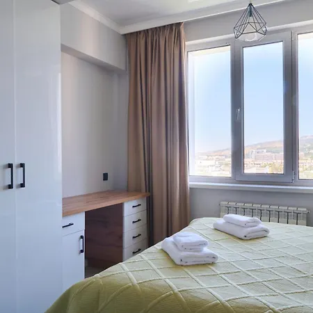 One Bedroom Apartment Next To Arbat In Almaty Exterior photo